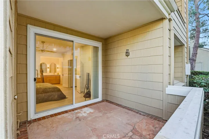 7322 Yellowtail Drive 104, Huntington Beach, California 92648