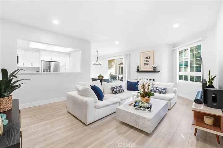 7322 Yellowtail Drive 104, Huntington Beach, California 92648