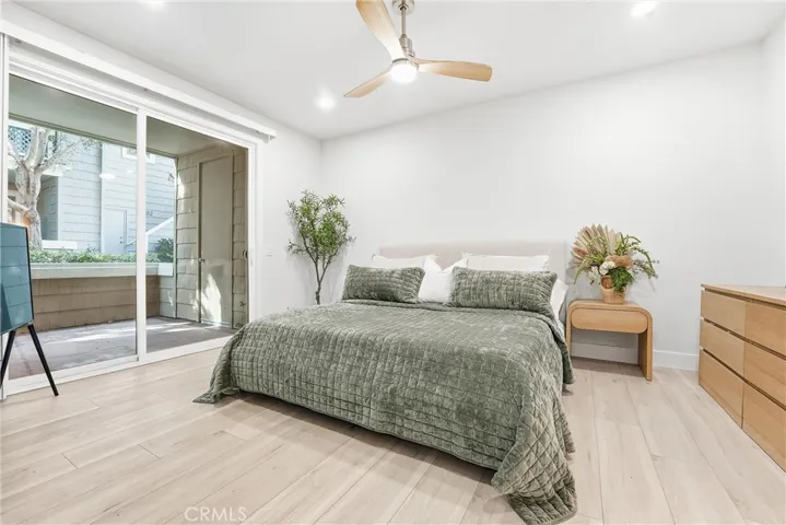 7322 Yellowtail Drive 104, Huntington Beach, California 92648
