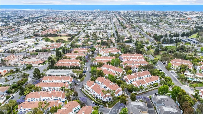 7322 Yellowtail Drive 104, Huntington Beach, California 92648