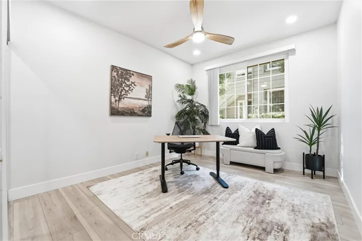 7322 Yellowtail Drive 104, Huntington Beach, California 92648