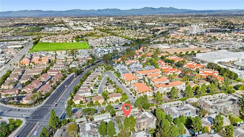 7322 Yellowtail Drive 104, Huntington Beach, California 92648