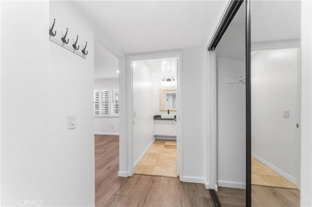 631 S Kenmore 406, Los Angeles, California 90005 home-pic-14