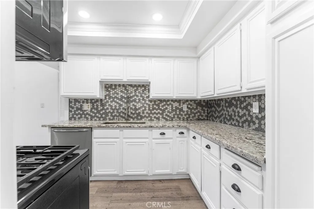 631 S Kenmore 406, Los Angeles, California 90005 home-pic-8