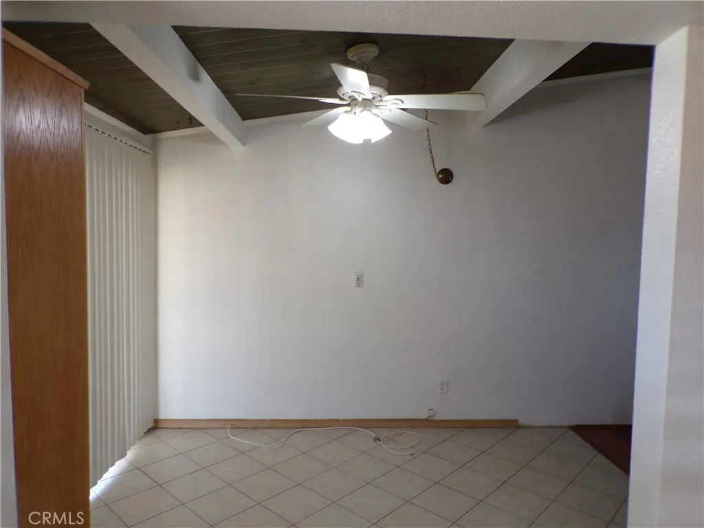 561 Frances, Barstow, California 92311 home-pic-5