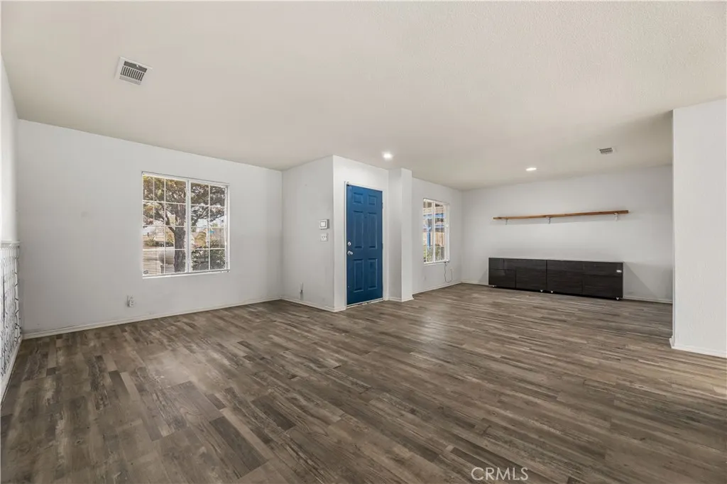 37608 Ribbon, Palmdale, California 93552 home-pic-3