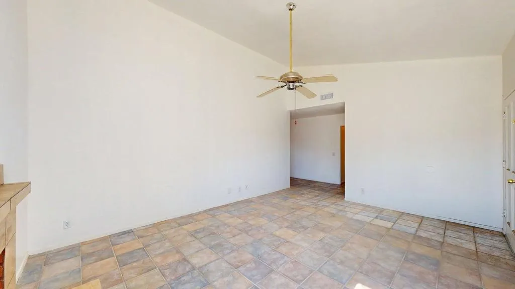82432 Deborah Drive, Indio, California 92201 home-pic-20