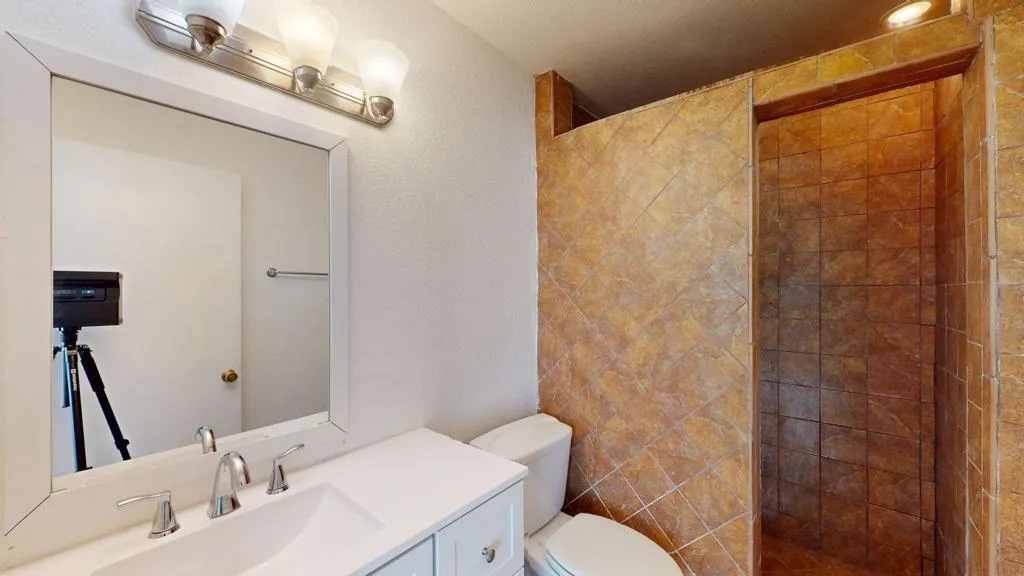 82432 Deborah Drive, Indio, California 92201 home-pic-35