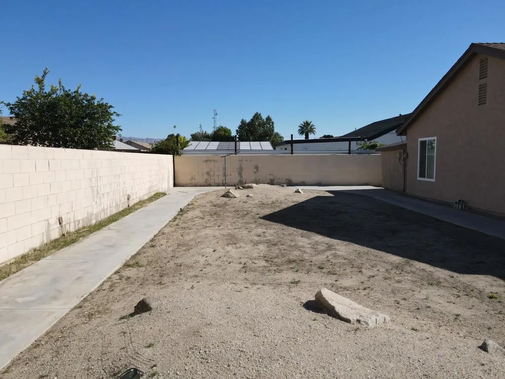 82432 Deborah Drive, Indio, California 92201 home-pic-61
