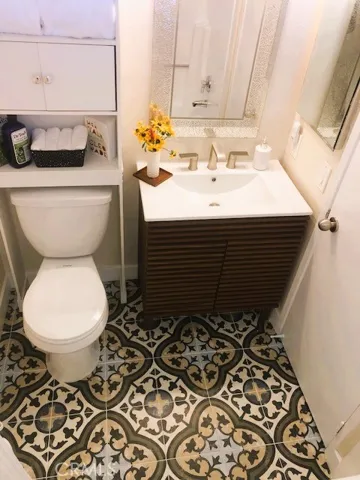 Evoque Arte Porcelain Patterned Floor tile