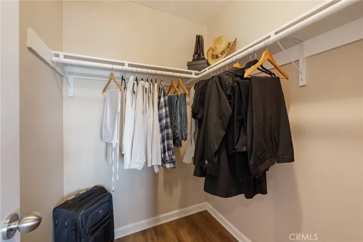 walk in closet