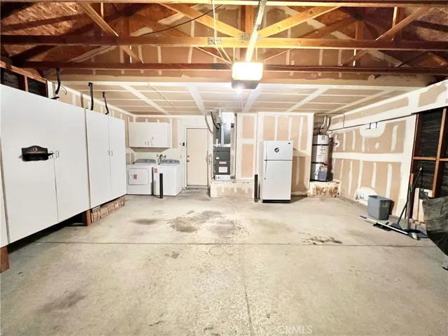44227 63rd W, Lancaster, California 93536