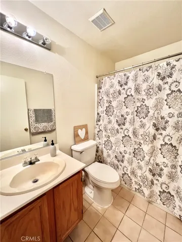 44227 63rd W, Lancaster, California 93536