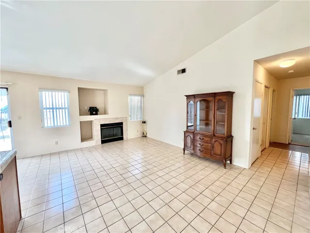 44227 63rd W, Lancaster, California 93536