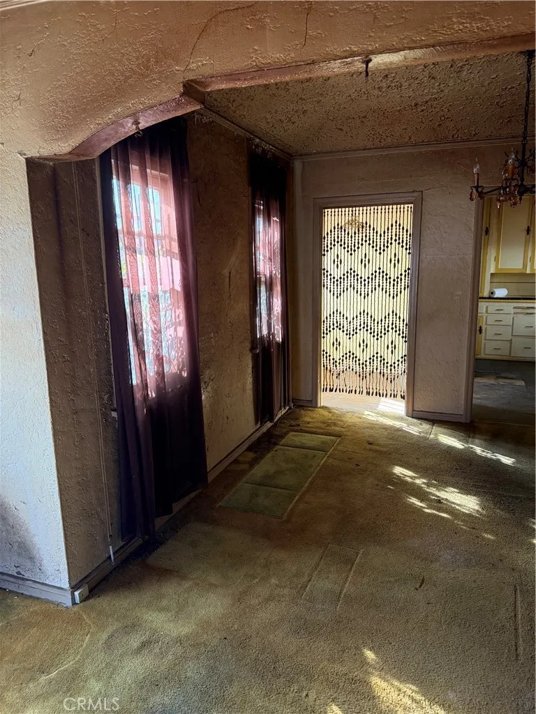 7611 S Hobart, Los Angeles, California 90047 home-pic-4
