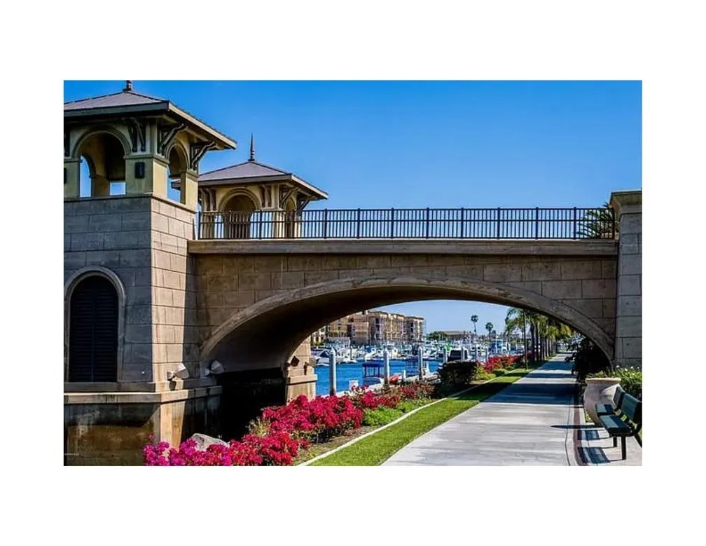 Marina Bridge