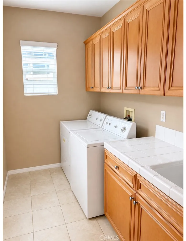 Upstairs Washer/Dryer