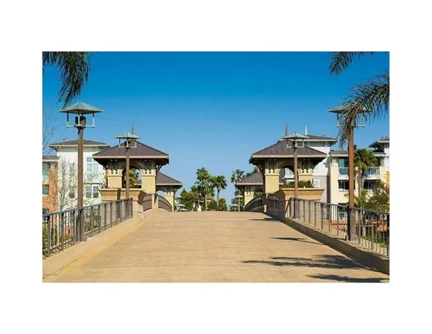 Marina Bridge