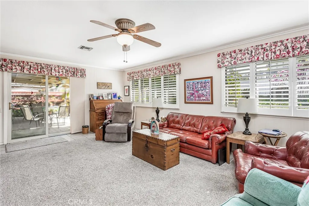 143 Walnut Avenue, Redlands, California 92373 home-pic-11