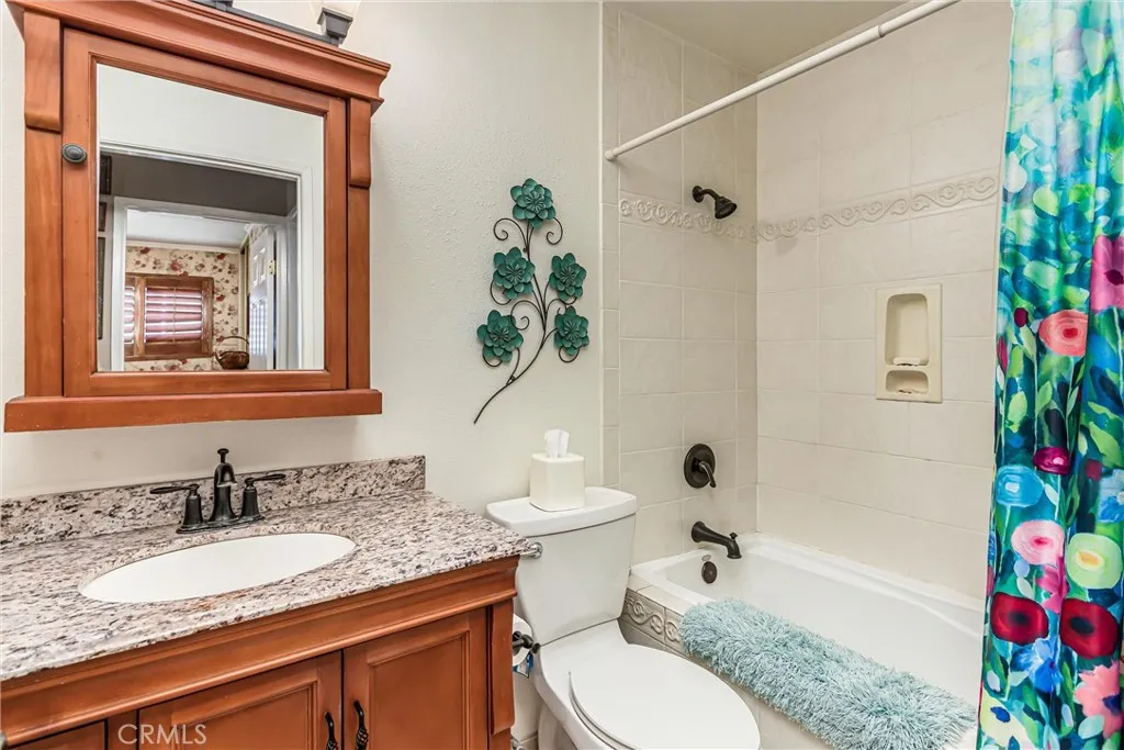 143 Walnut Avenue, Redlands, California 92373 home-pic-22