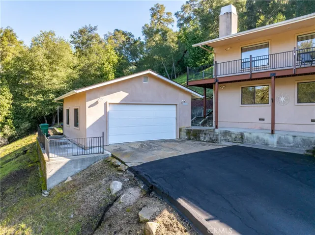 Detached 2-car garage.