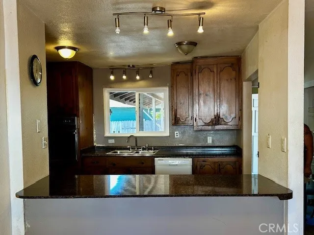 view from dining rm to kitchen