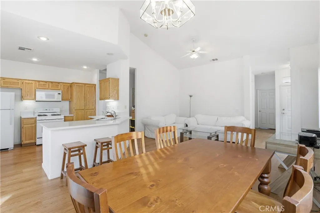 1644 Ametista Drive, San Jacinto, California 92583 home-pic-9