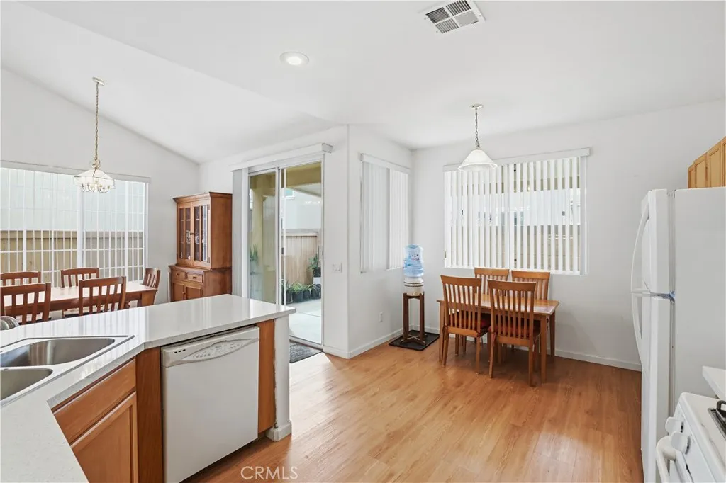 1644 Ametista Drive, San Jacinto, California 92583 home-pic-12