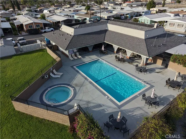 Offers pools and jacuzzi and so much more!