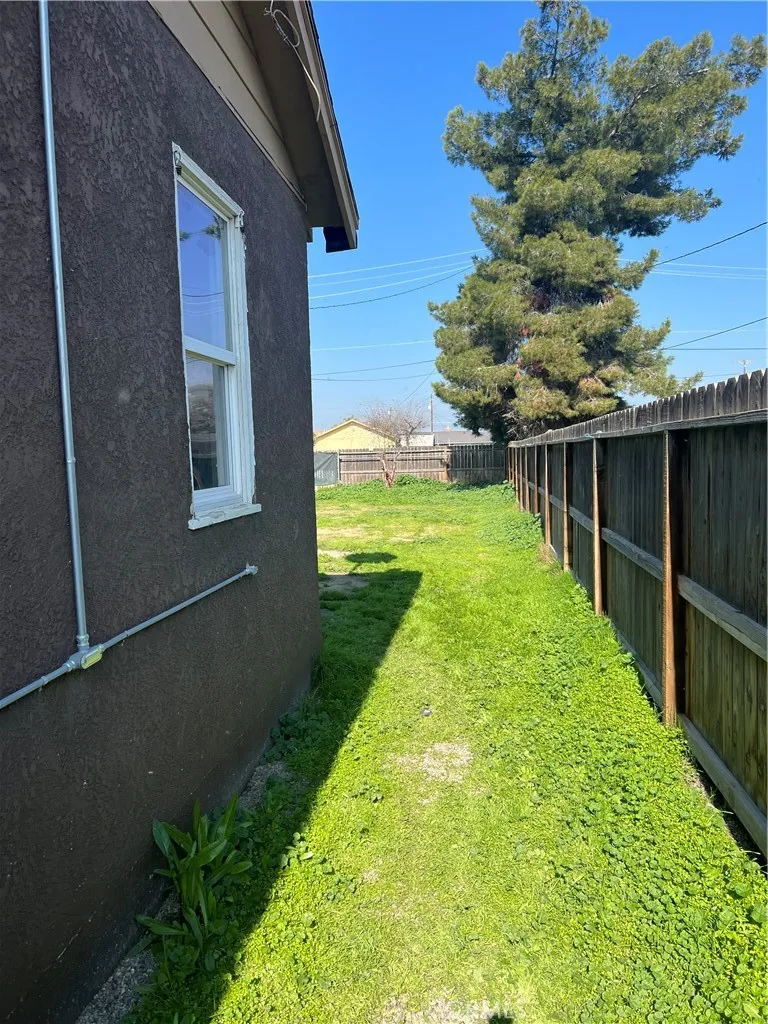 3326 W Henson, Riverdale, California 93656 home-pic-19