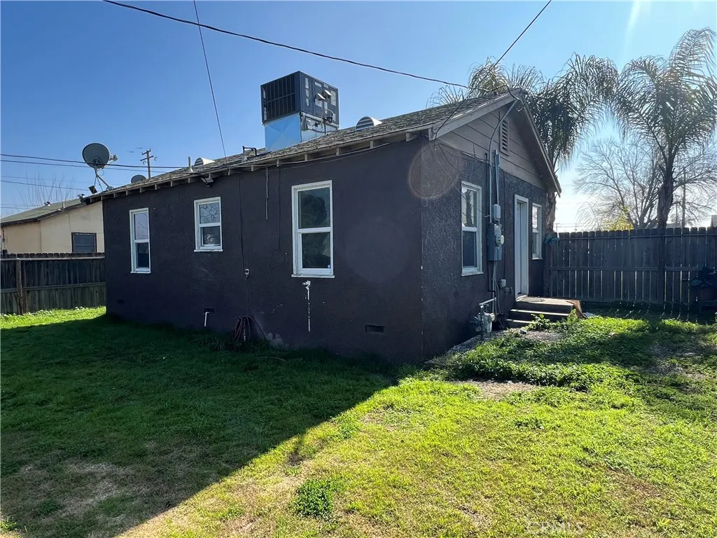 3326 W Henson, Riverdale, California 93656 home-pic-22
