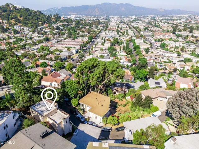 043_1118_oberlin_dr_glendale_ca_91205-7_