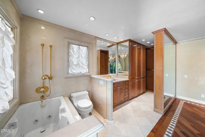 030_1118_oberlin_dr_glendale_ca_91205-40