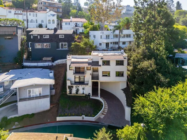 002_1118_oberlin_dr_glendale_ca_91205-2_