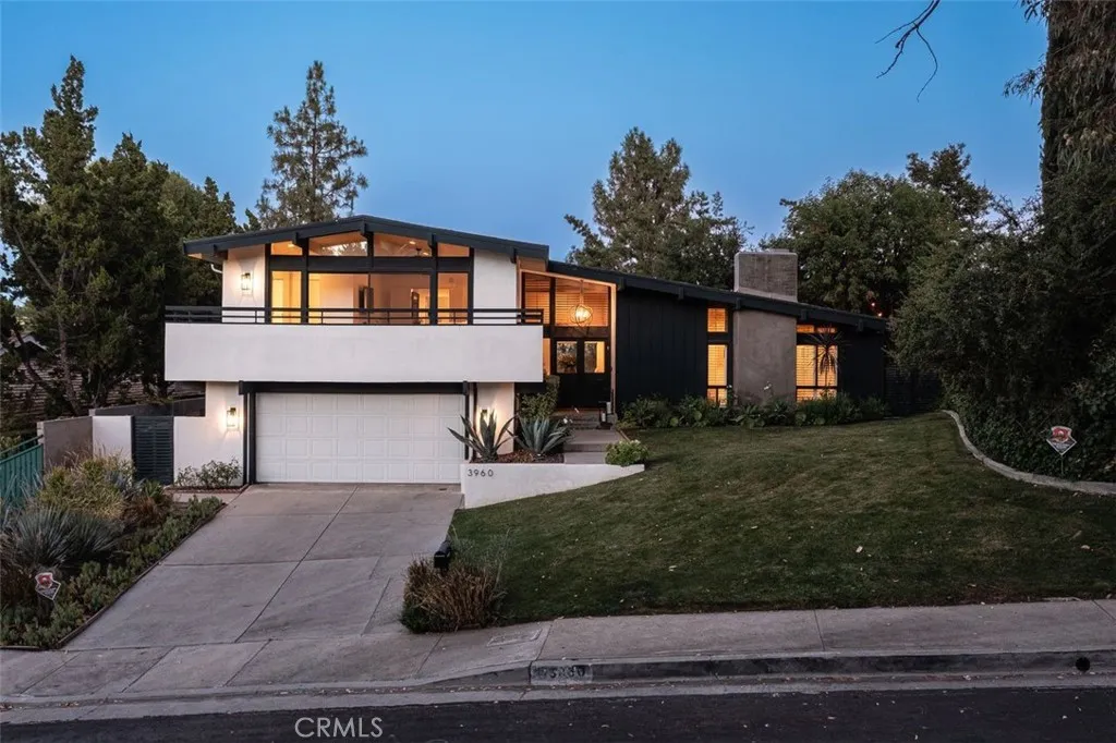 3960 Ellenita, Tarzana, California 91356 home-pic-11