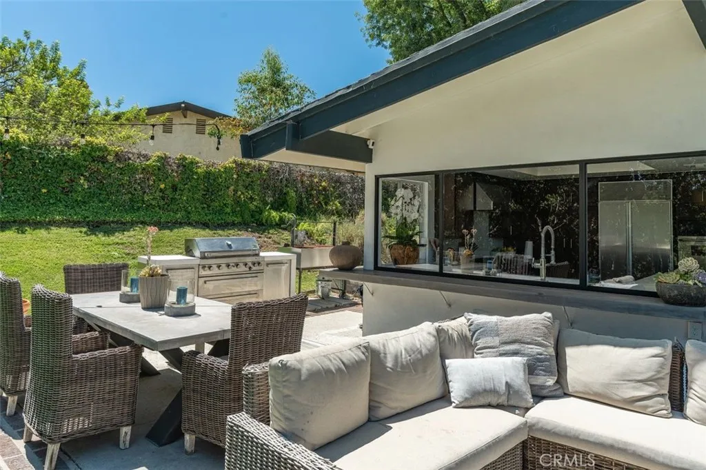 3960 Ellenita, Tarzana, California 91356 home-pic-14