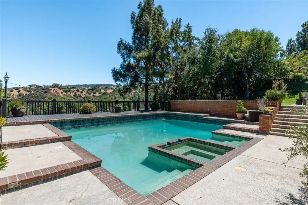 3960 Ellenita, Tarzana, California 91356 home-pic-12