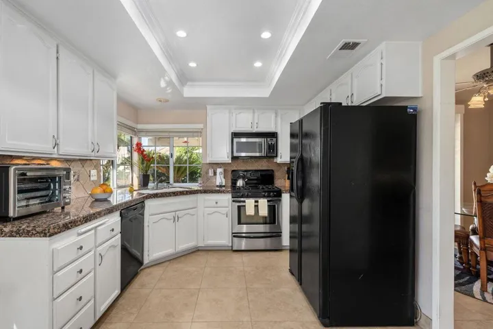 23_11983770_185881_185881-EI-123