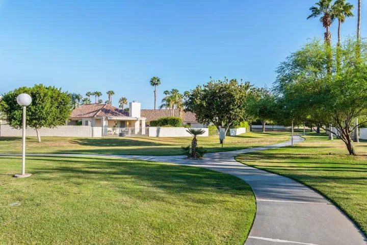 50_11981482_desert-breezes-6_50517839496