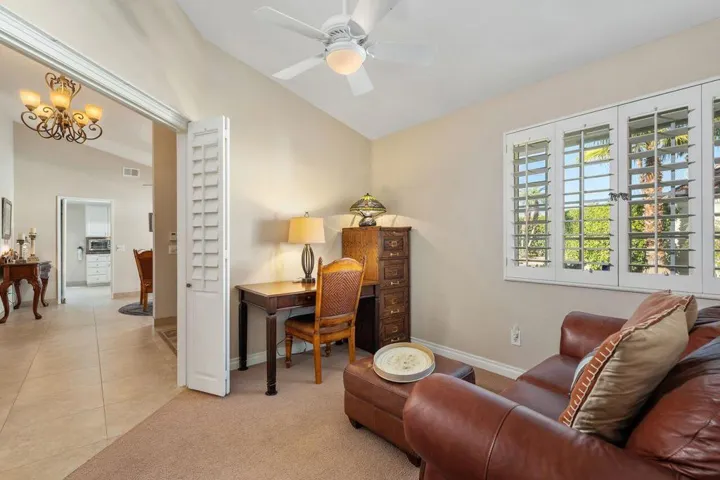 27_11983774_185881_185881-EI-127