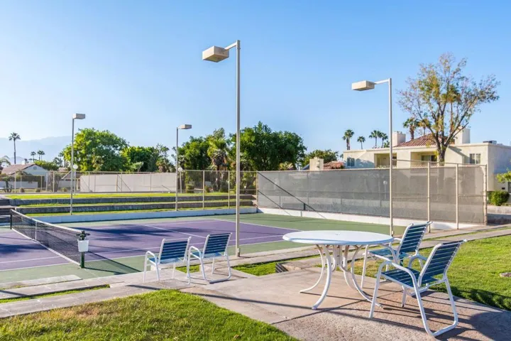 51_11981483_desert-breezes-5_50518007002