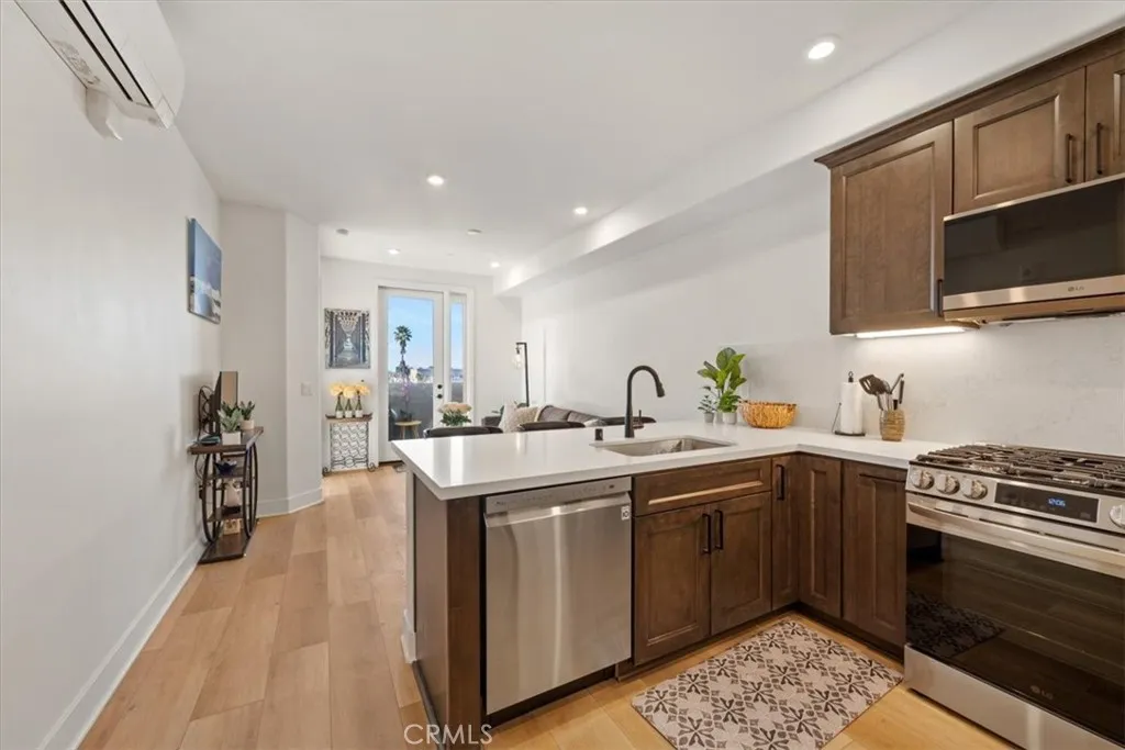 402 W Grand Avenue 301, Grover Beach, California 93433 home-pic-14