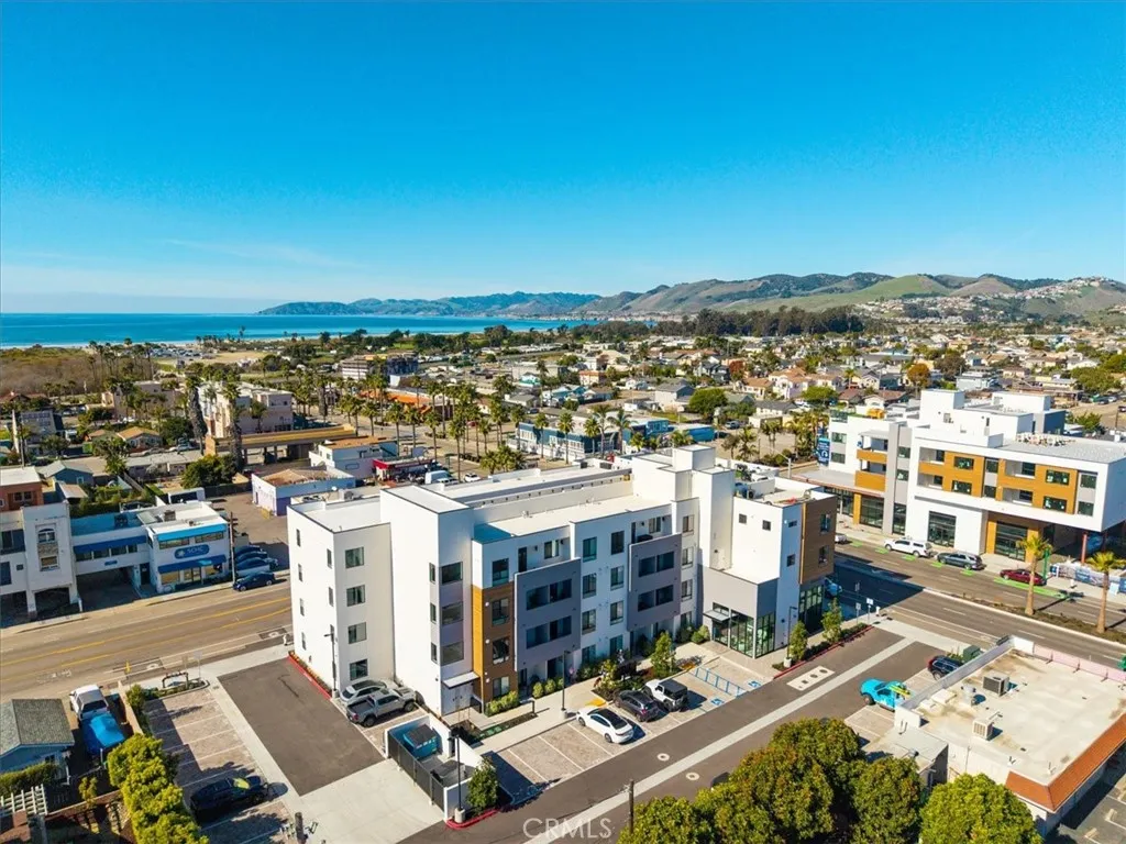 402 W Grand Avenue 301, Grover Beach, California 93433 home-pic-4