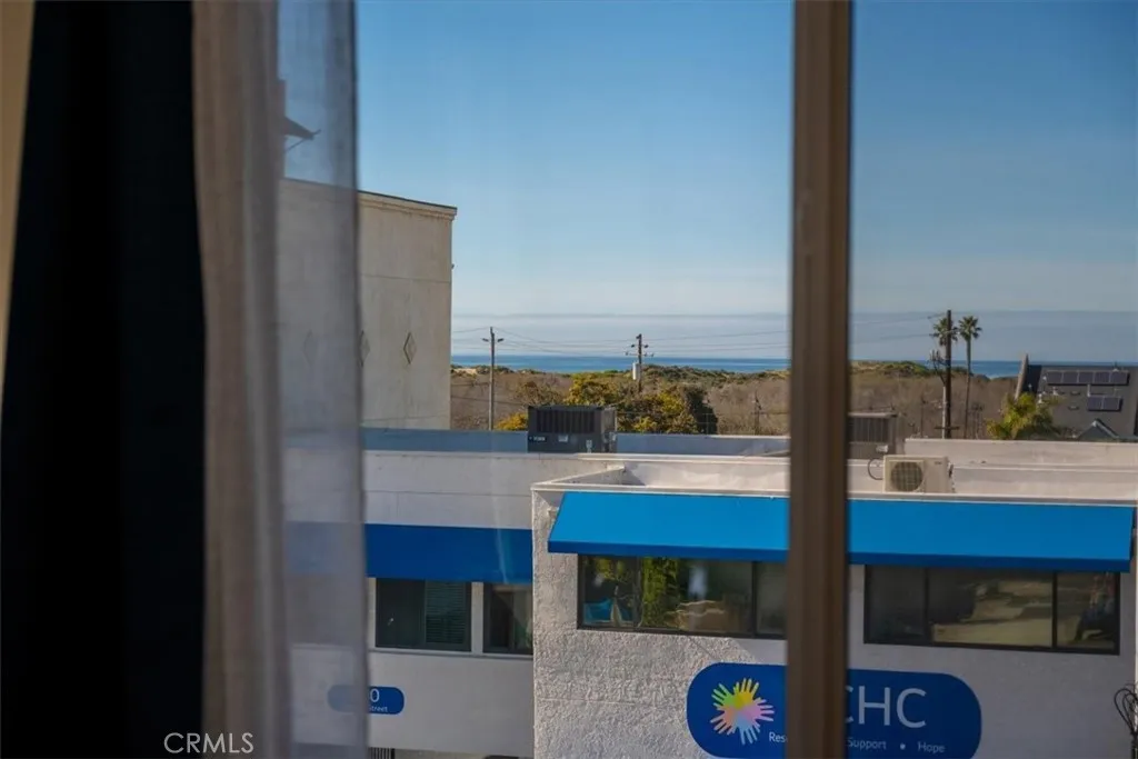 402 W Grand Avenue 301, Grover Beach, California 93433 home-pic-22