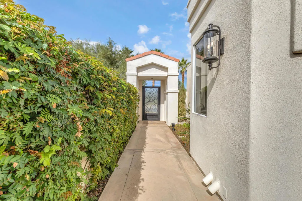 75273 Spyglass Drive, Indian Wells, California 92210 home-pic-4