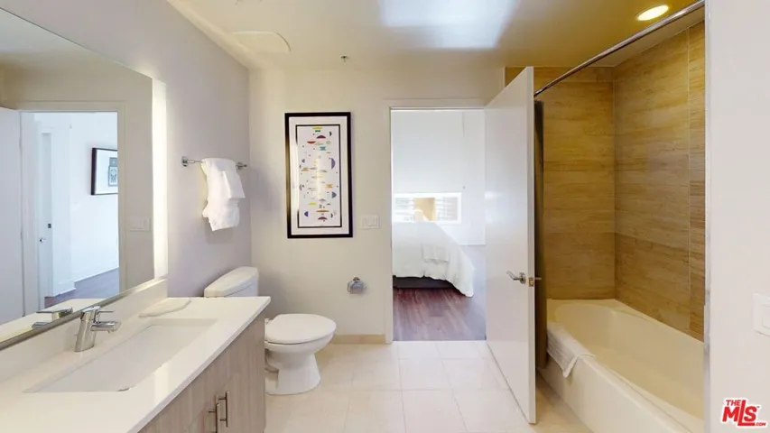 model unit bathroom