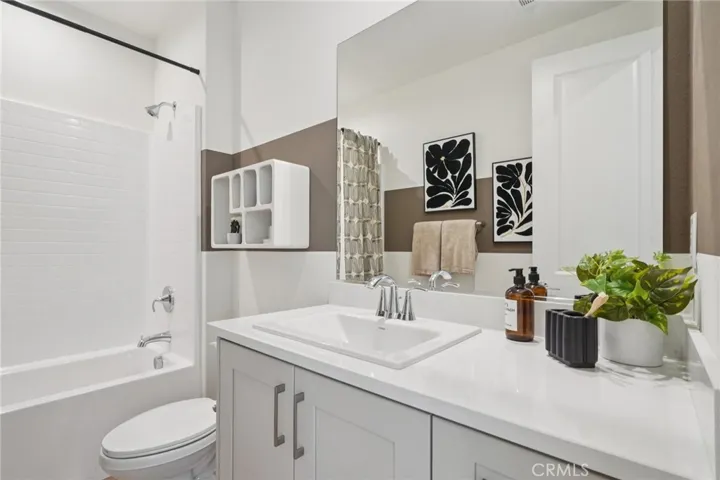 MODEL HOME