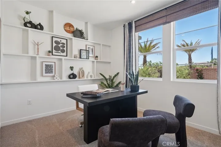 MODEL HOME