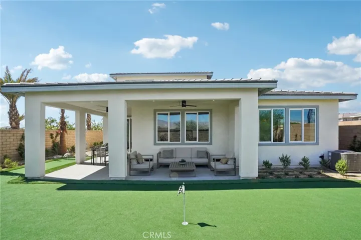 MODEL HOME BACK YARD