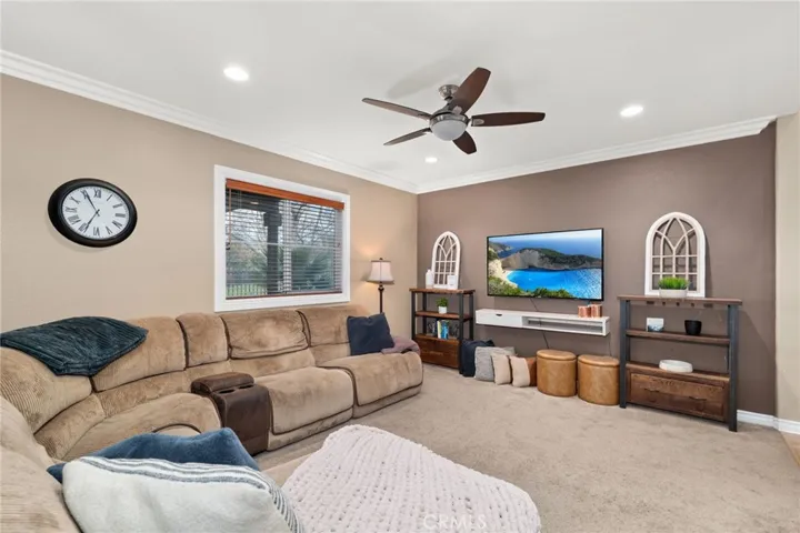 16422 Empire Lakes Court, Fontana, California 92336